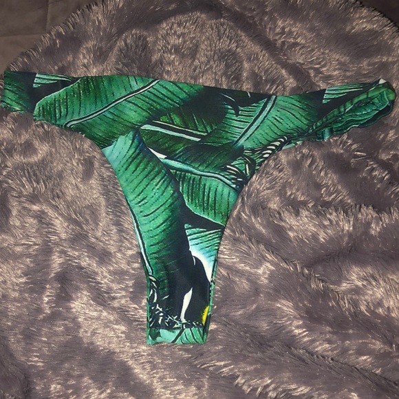 Bikini bottoms - Picture 2 of 3